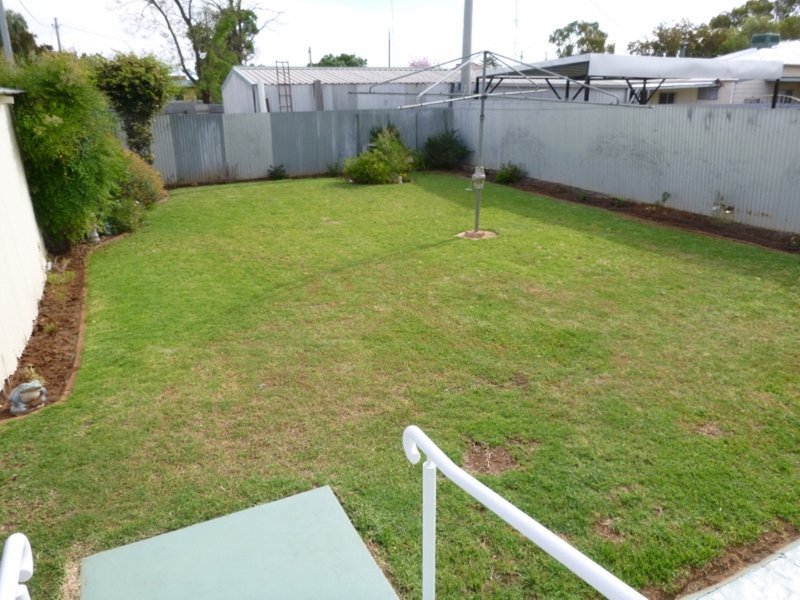 Photo - 6 Mulga Street, Leeton NSW 2705 - Image 14