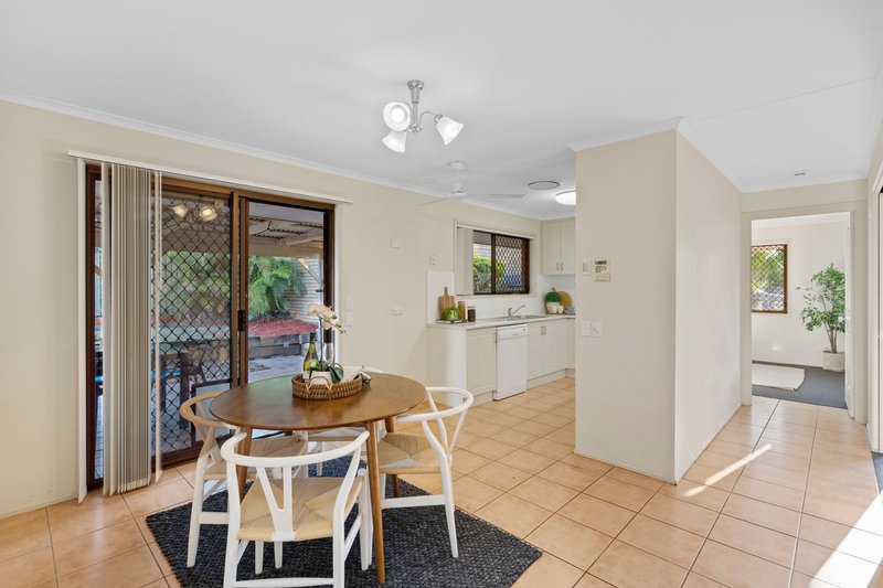 Photo - 6 Mullins Street, Coopers Plains QLD 4108 - Image 2