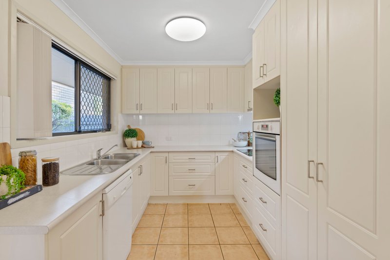 Photo - 6 Mullins Street, Coopers Plains QLD 4108 - Image 3