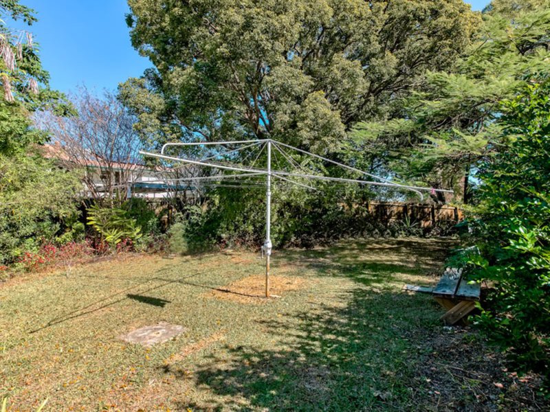 Photo - 6 Mumbil Street, Stafford Heights QLD 4053 - Image 6