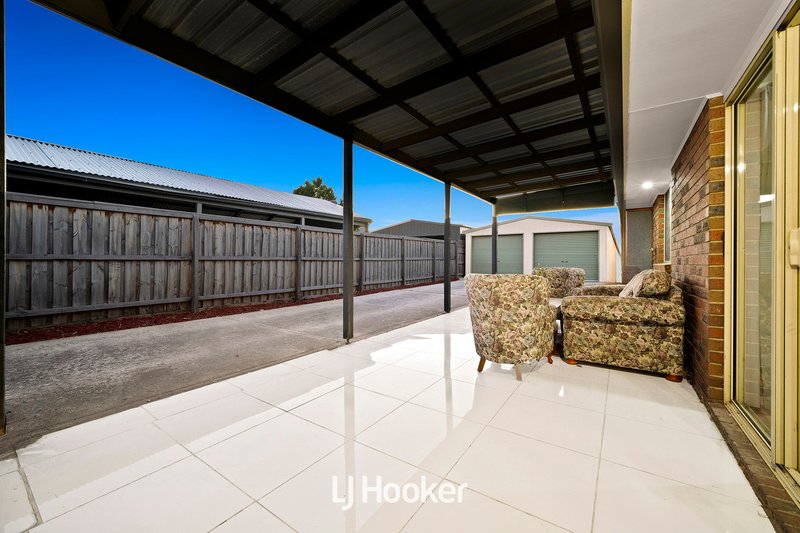 Photo - 6 Nariel Place, Cranbourne West VIC 3977 - Image 18