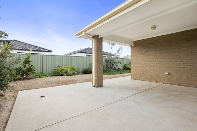 Photo - 6 Narmara Mews, Wyndham Vale VIC 3024 - Image 14