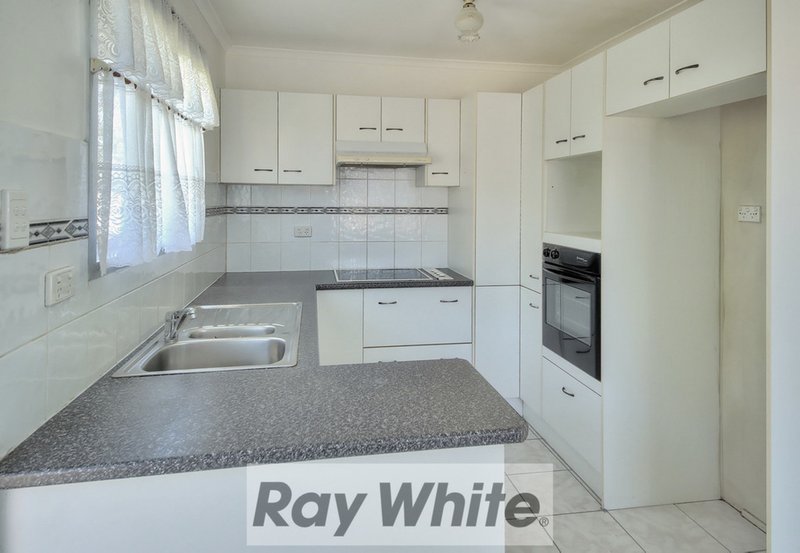 Photo - 6 Naroo Street, Logan Central QLD 4114 - Image 5