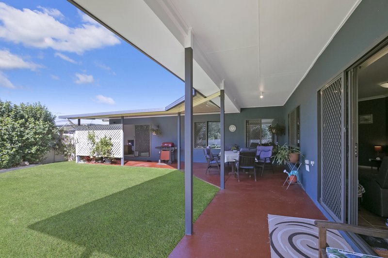 Photo - 6 Natalie Close, Deception Bay QLD 4508 - Image 18