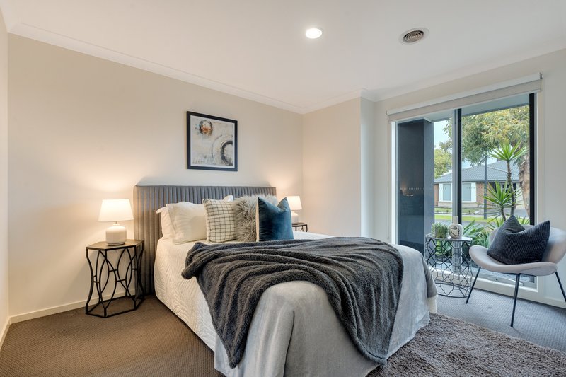 Photo - 6 Nebula Crescent, Mickleham VIC 3064 - Image 2