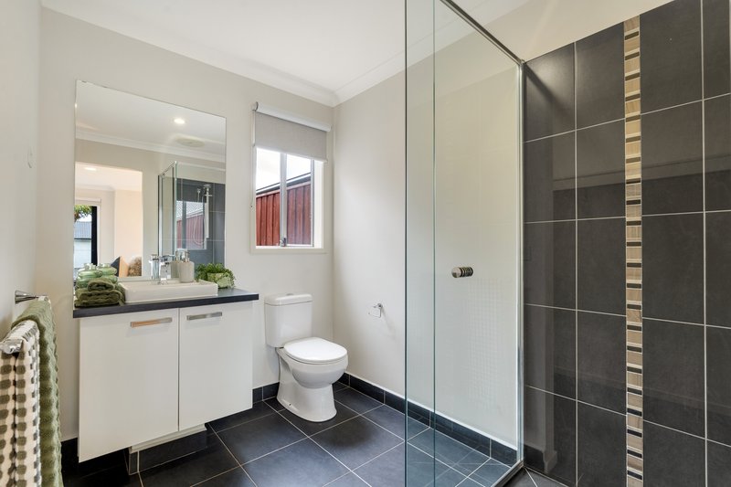 Photo - 6 Nebula Crescent, Mickleham VIC 3064 - Image 3
