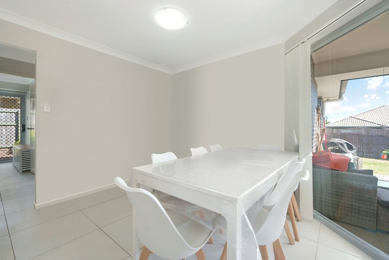 Photo - 6 Nelson Court, Morayfield QLD 4506 - Image 7