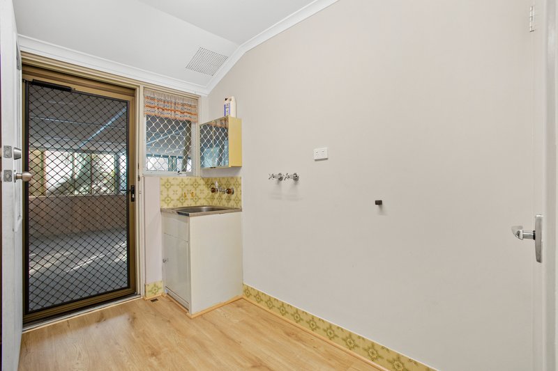 Photo - 6 Nerang Court, Armadale WA 6112 - Image 16