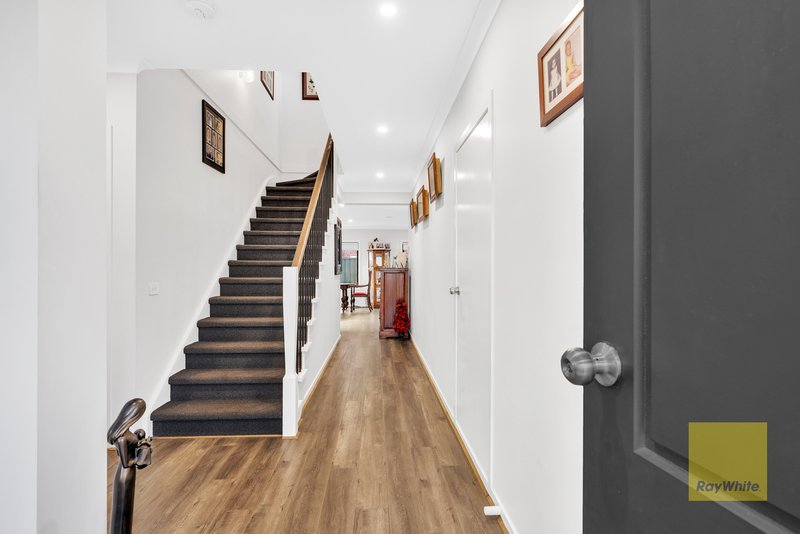 Photo - 6 Nevado Drive, Truganina VIC 3029 - Image 3