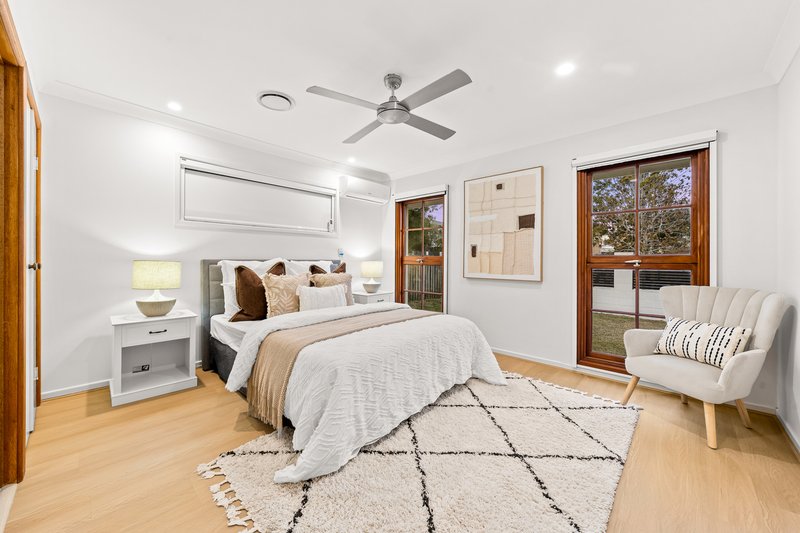 Photo - 6 Nevern Street, Macgregor QLD 4109 - Image 3