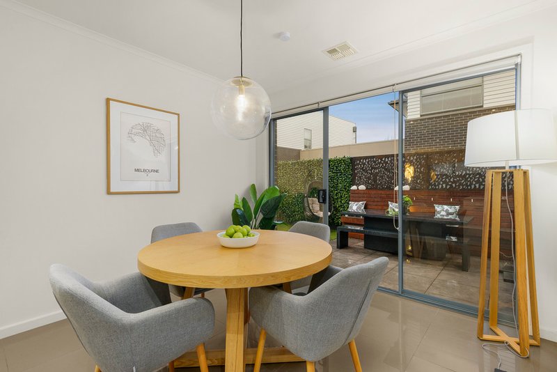 Photo - 6 Newlands Court, Mulgrave VIC 3170 - Image 4