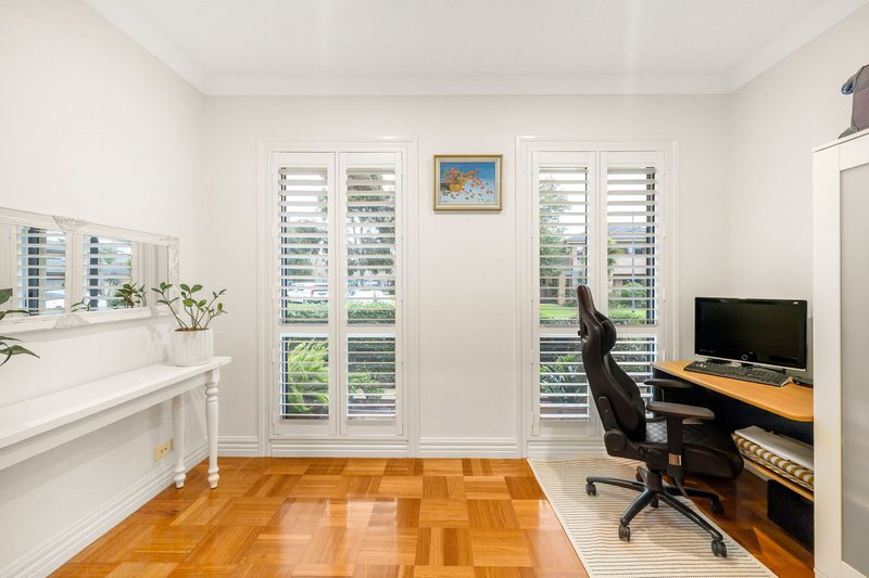 Photo - 6 Niblick Circuit, Sandhurst VIC 3977 - Image 6