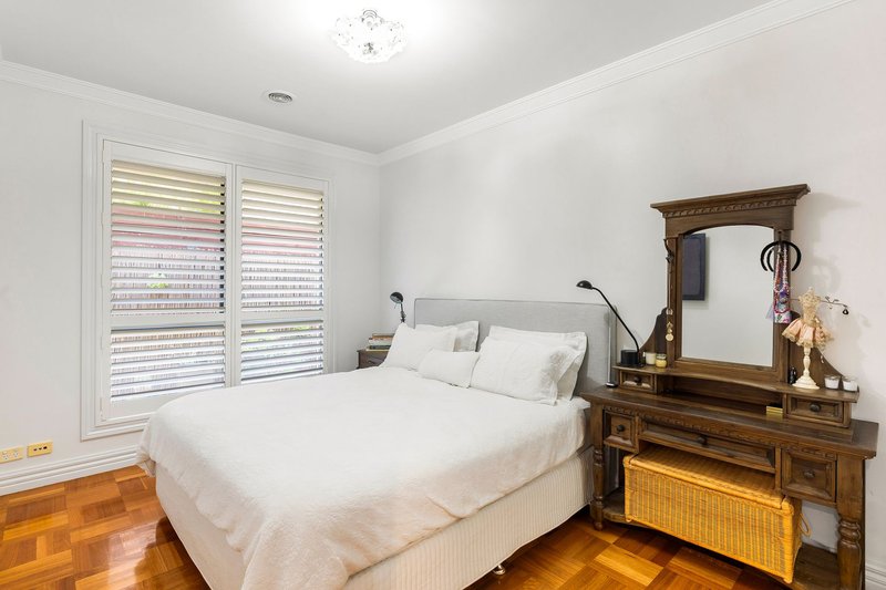 Photo - 6 Niblick Circuit, Sandhurst VIC 3977 - Image 11