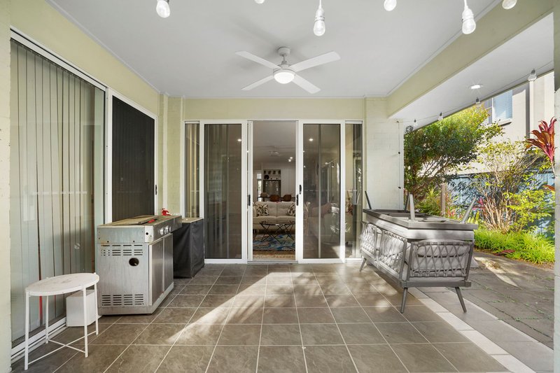 Photo - 6 Nicklaus Parade, North Lakes QLD 4509 - Image 19