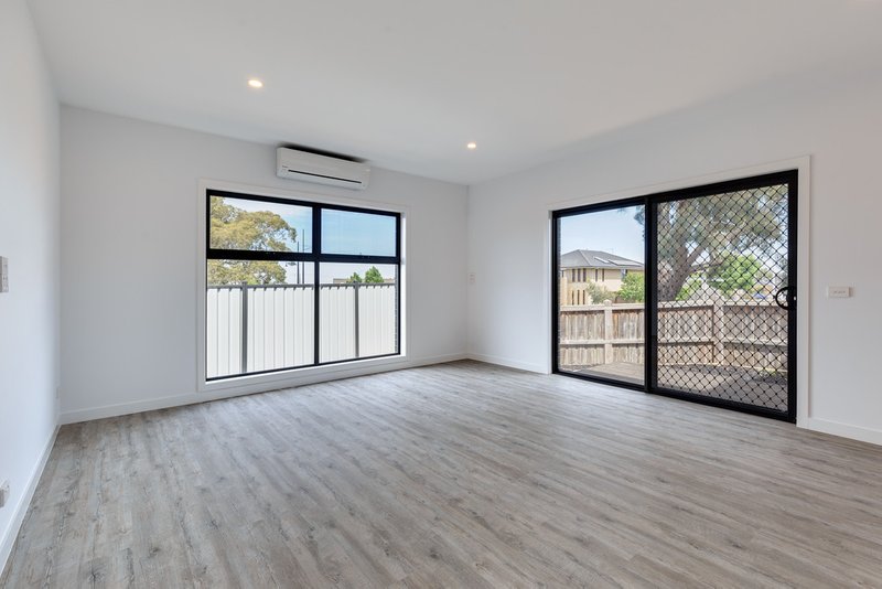 Photo - 6 Ninepence Way, Epping VIC 3076 - Image 7