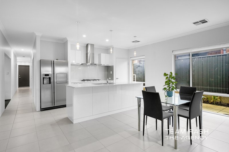 Photo - 6 Nivea Street, Banksia Grove WA 6031 - Image 1