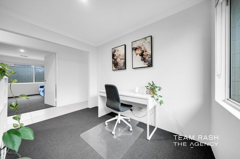 Photo - 6 Nivea Street, Banksia Grove WA 6031 - Image 9