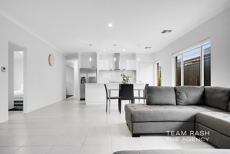 Photo - 6 Nivea Street, Banksia Grove WA 6031 - Image 20