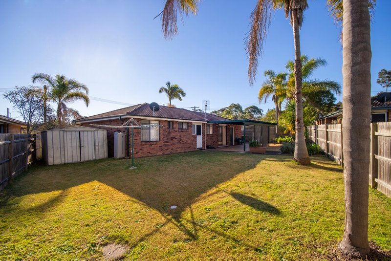 Photo - 6 Noelene Close, Bateau Bay NSW 2261 - Image 5