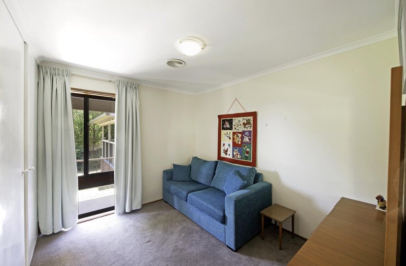 Photo - 6 North Place, Charnwood ACT 2615 - Image 13