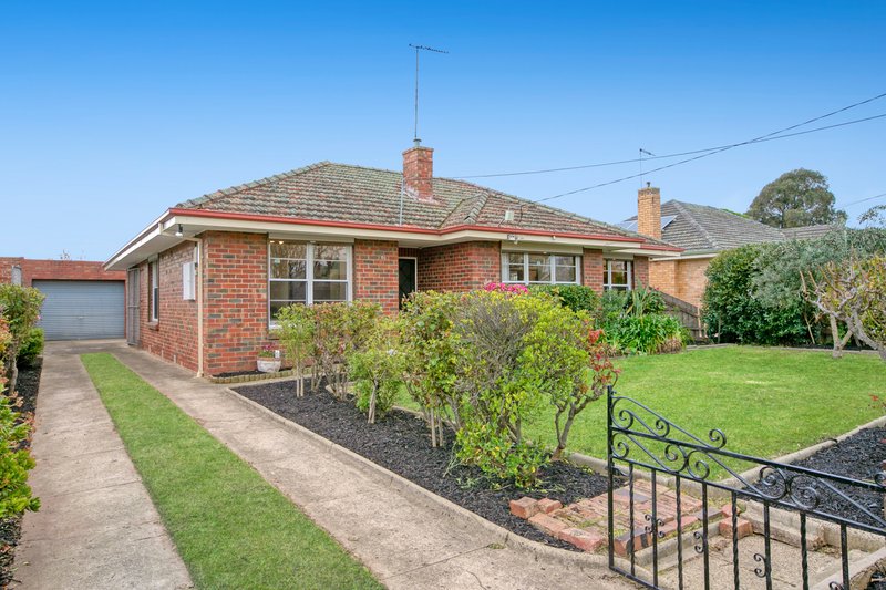 Photo - 6 Northernhay Street, Reservoir VIC 3073 - Image 2