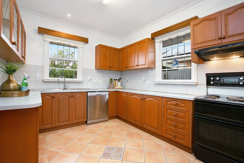 Photo - 6 Northernhay Street, Reservoir VIC 3073 - Image 8