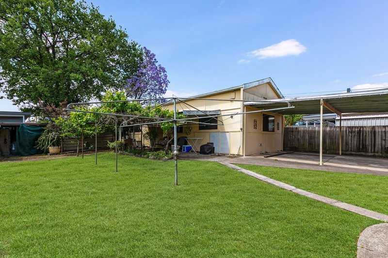 Photo - 6 Nowill Street, Condell Park NSW 2200 - Image 10