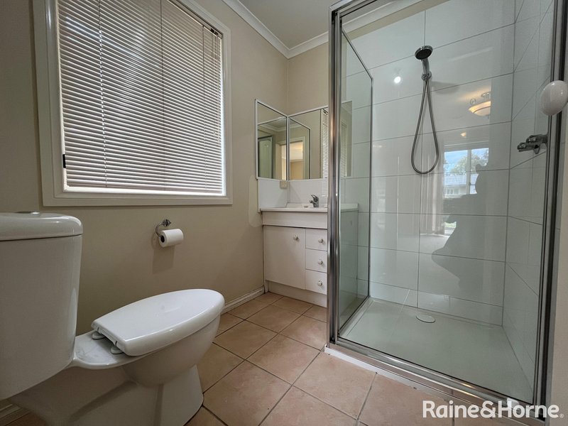 Photo - 6 Nullarbor Place, Caroline Springs VIC 3023 - Image 5