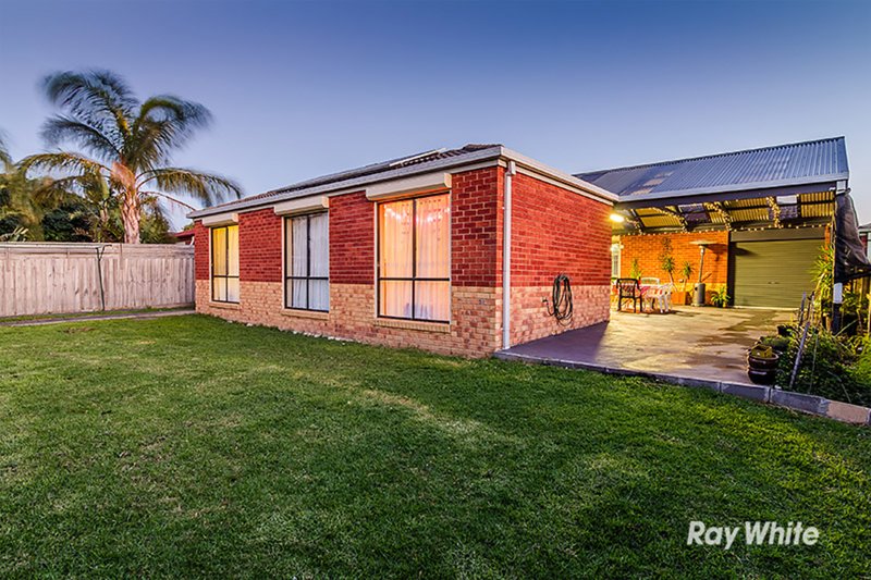 Photo - 6 Nyarrin Place, Cranbourne West VIC 3977 - Image 21