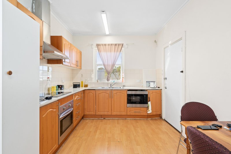 Photo - 6 Nyonga Avenue, Croydon Park SA 5008 - Image 3