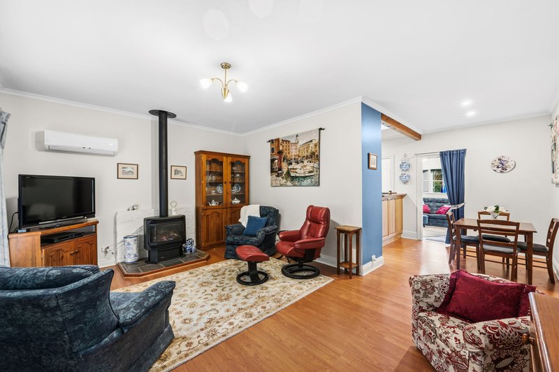 Photo - 6 Oak Avenue, Bridgewater SA 5155 - Image 6