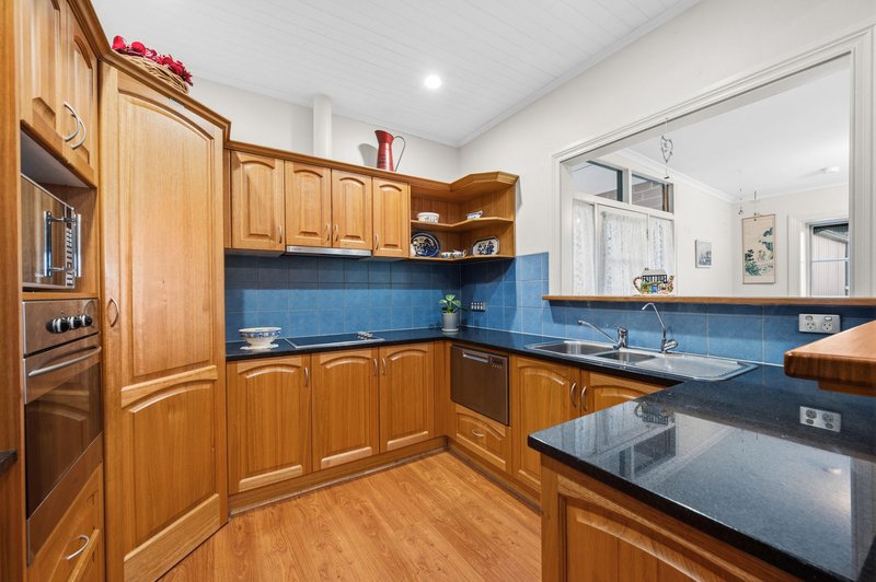 Photo - 6 Oak Avenue, Bridgewater SA 5155 - Image 8