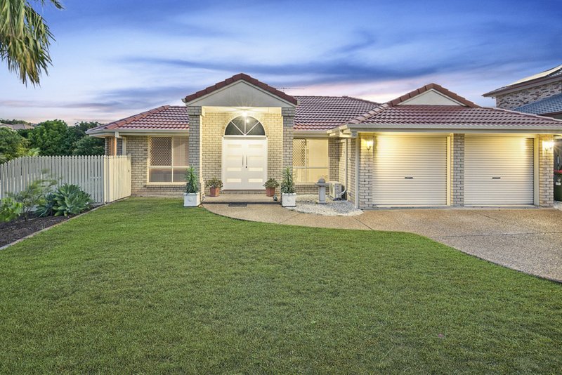 6 Oak Place, Mackenzie QLD 4156