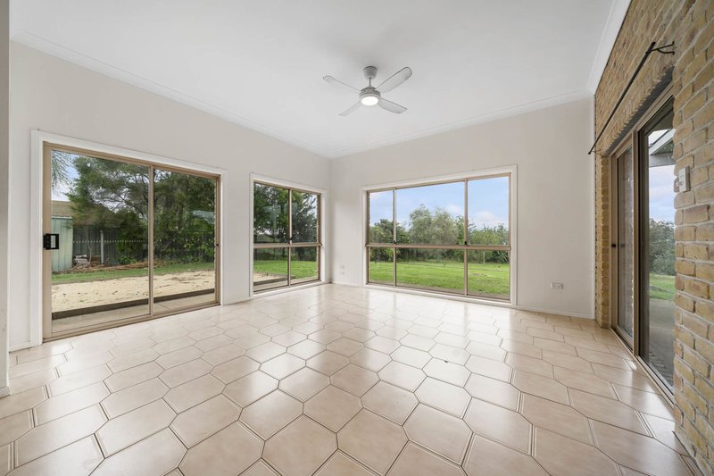 Photo - 6 Odassa Street, Goombungee QLD 4354 - Image 5