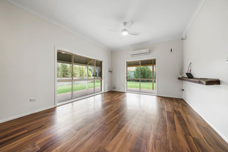 Photo - 6 Odassa Street, Goombungee QLD 4354 - Image 6