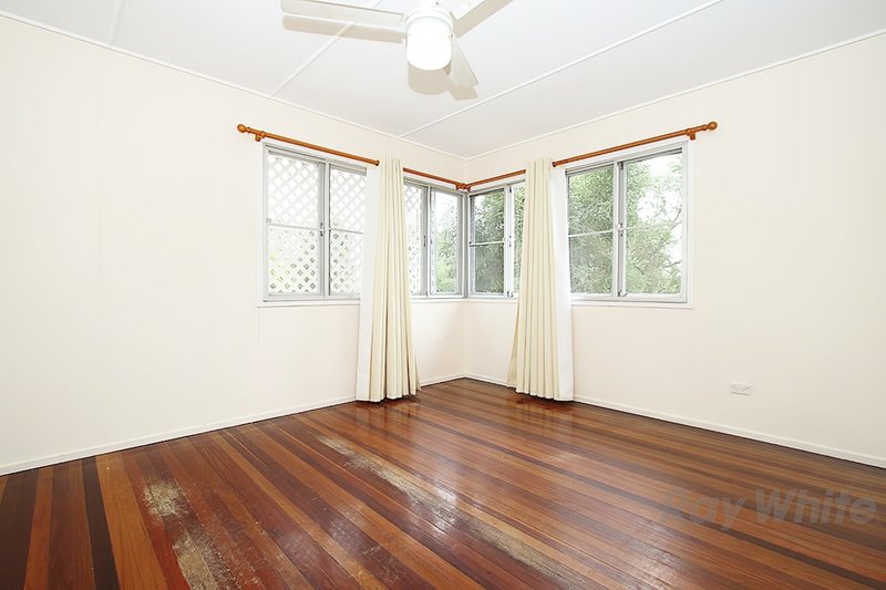 Photo - 6 Odette Street, Leichhardt QLD 4305 - Image 8