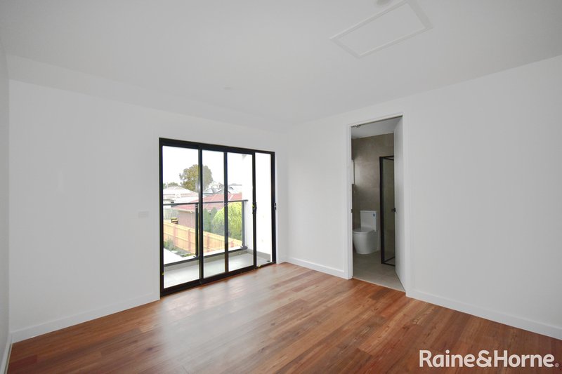 Photo - 6 or 7/33 Hillcrest Grove, Springvale VIC 3171 - Image 13