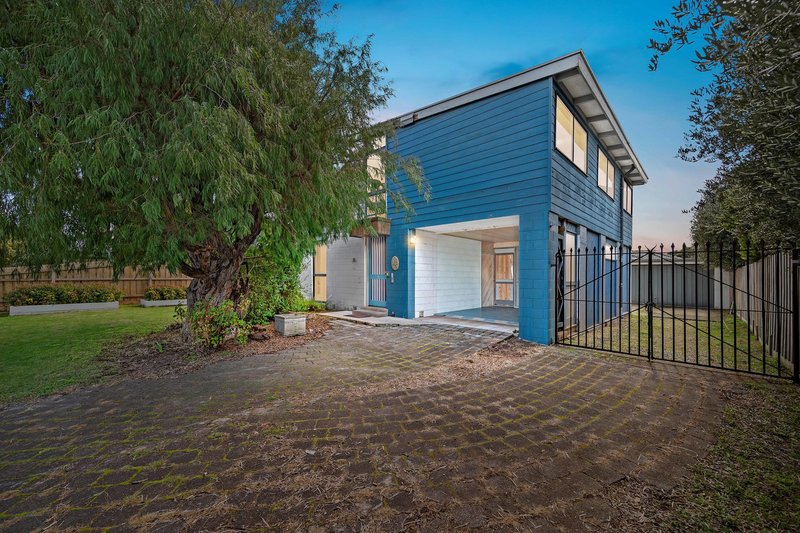 Photo - 6 Orcades Avenue, Rye VIC 3941 - Image 1