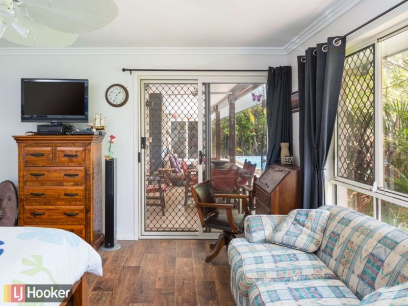 Photo - 6 Orchna Street, Burleigh Heads QLD 4220 - Image 11