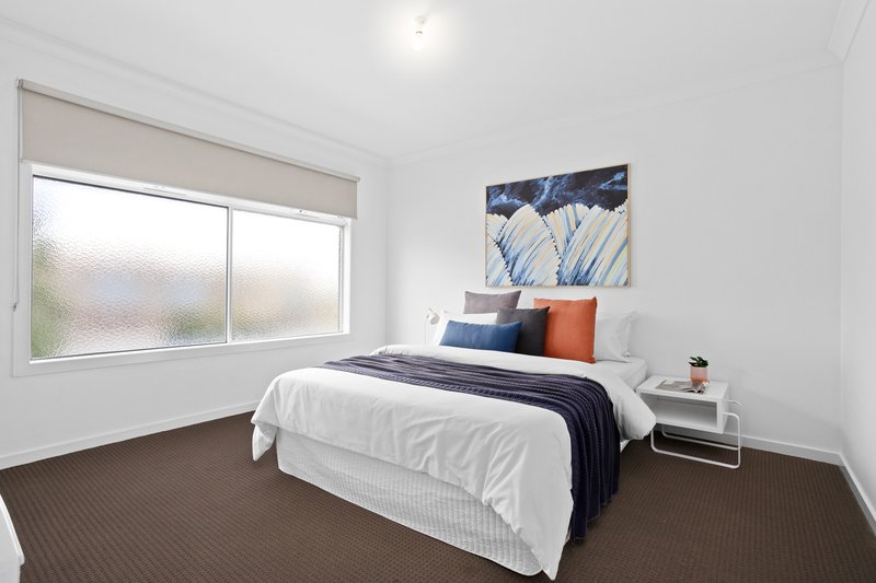 Photo - 6 Oriano Street, Epping VIC 3076 - Image 6