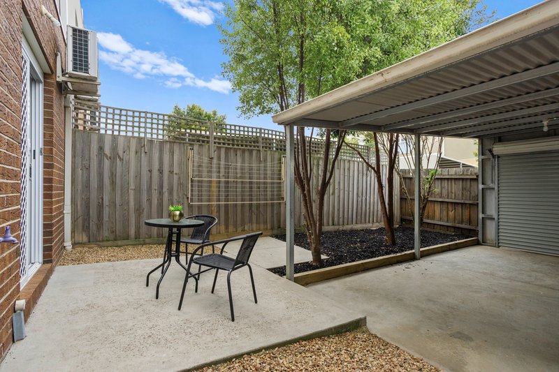 Photo - 6 Oriano Street, Epping VIC 3076 - Image 7