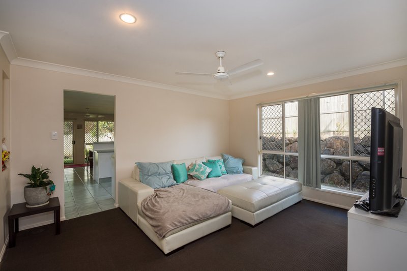 Photo - 6 Orion Court, Molendinar QLD 4214 - Image 2