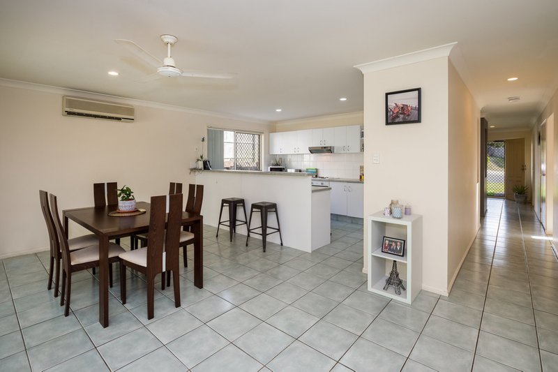 Photo - 6 Orion Court, Molendinar QLD 4214 - Image 3