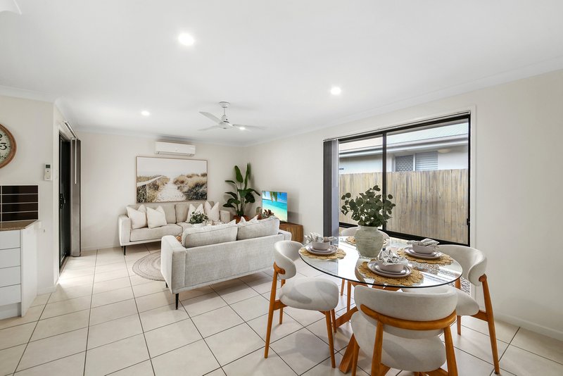 Photo - 6 Osage Street, Caloundra West QLD 4551 - Image 2
