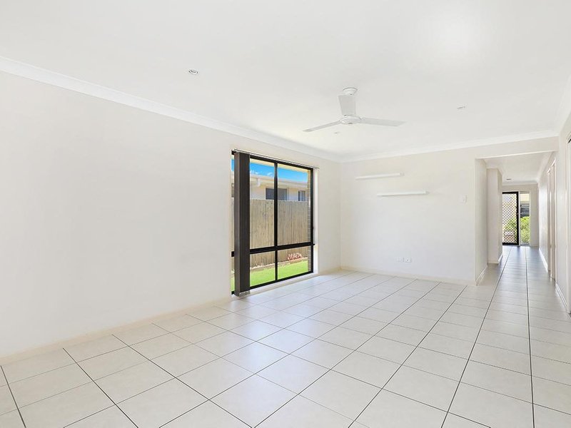 Photo - 6 Osage Street, Caloundra West QLD 4551 - Image 5