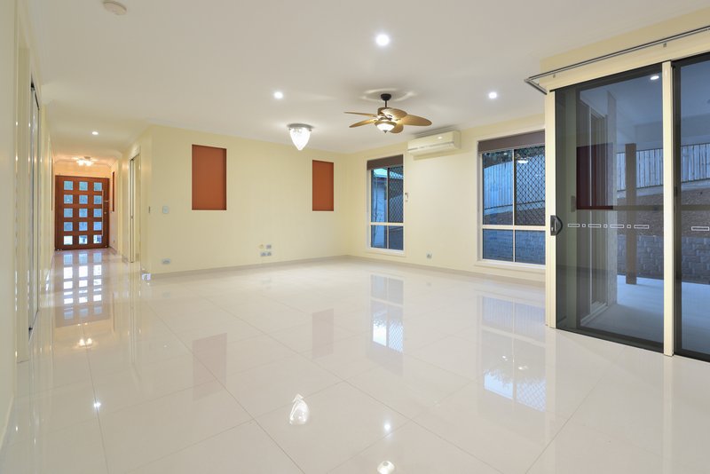 Photo - 6 Osprey Court, South Gladstone QLD 4680 - Image 2