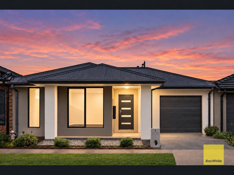 Photo - 6 Ostic Way, Tarneit VIC 3029 - Image 1