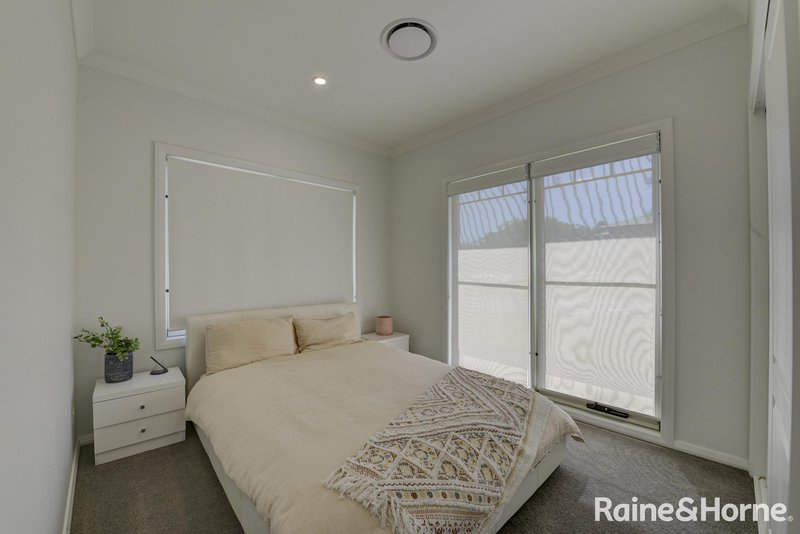 Photo - 6 Overlanders Way, Tamworth NSW 2340 - Image 12