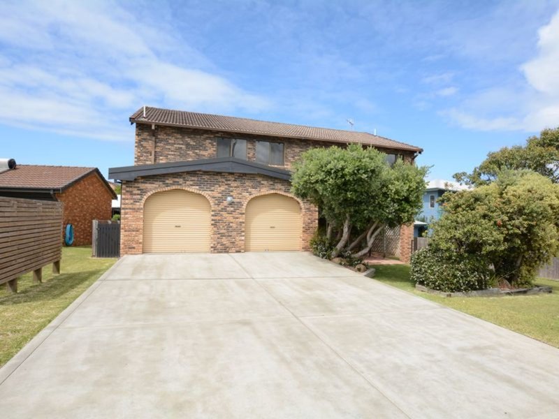 Photo - 6 Pacific Street, Wallabi Point NSW 2430 - Image 2