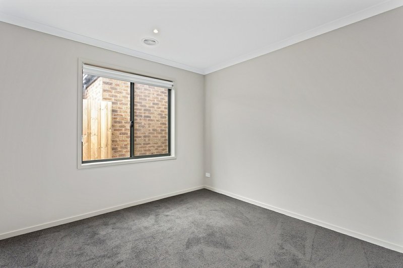 Photo - 6 Palace Road, St Leonards VIC 3223 - Image 8